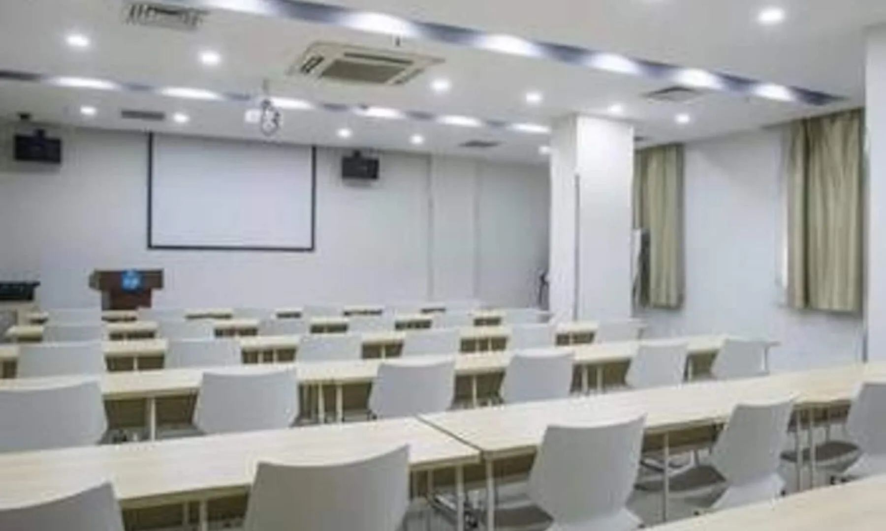 Hanting Hotel Zhengzhou Jinshui Road Branch 2*,  Cina